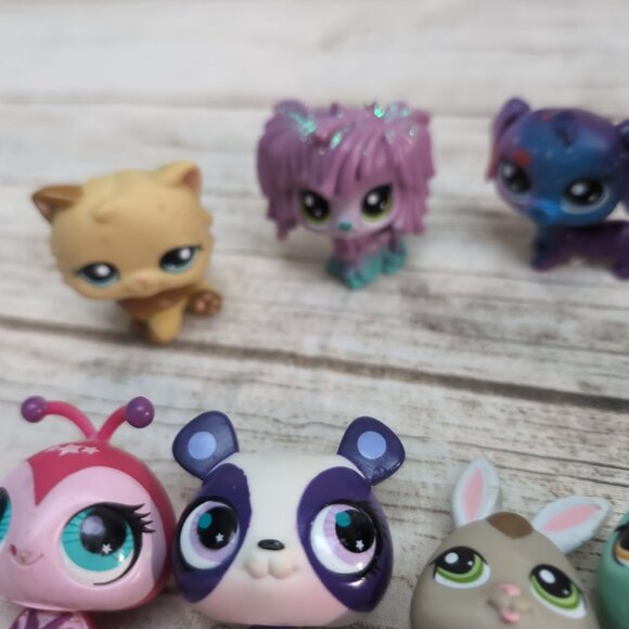 Lot of 12 Littlest Pet Shop LPS Animal Figures - Picture 2 of 6